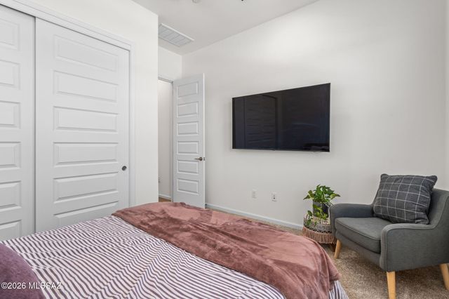 6690 W Winding Knoll Place, Marana, AZ 85658