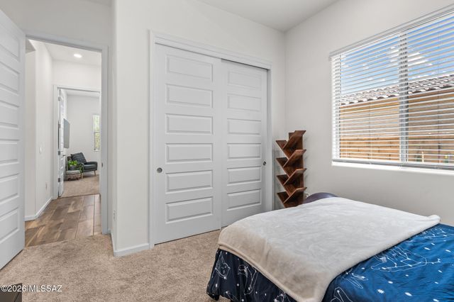6690 W Winding Knoll Place, Marana, AZ 85658
