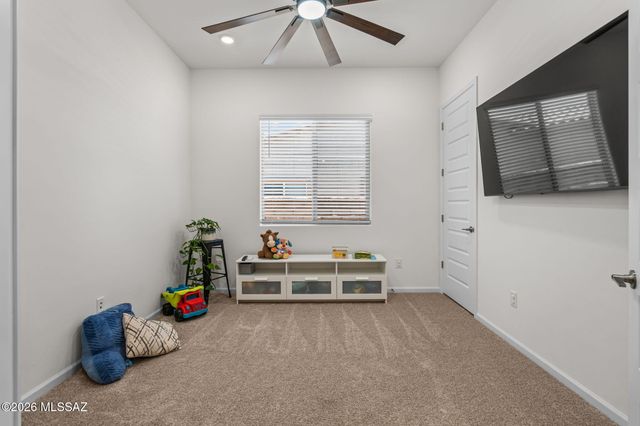 6690 W Winding Knoll Place, Marana, AZ 85658