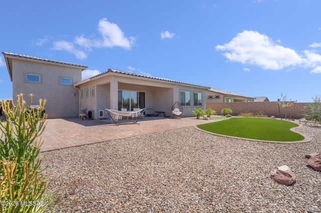 6690 W Winding Knoll Place, Marana, AZ 85658