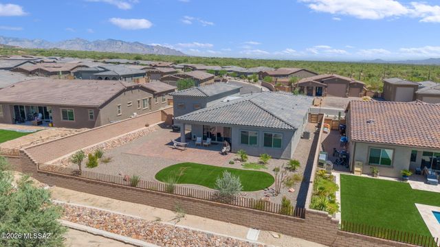 6690 W Winding Knoll Place, Marana, AZ 85658