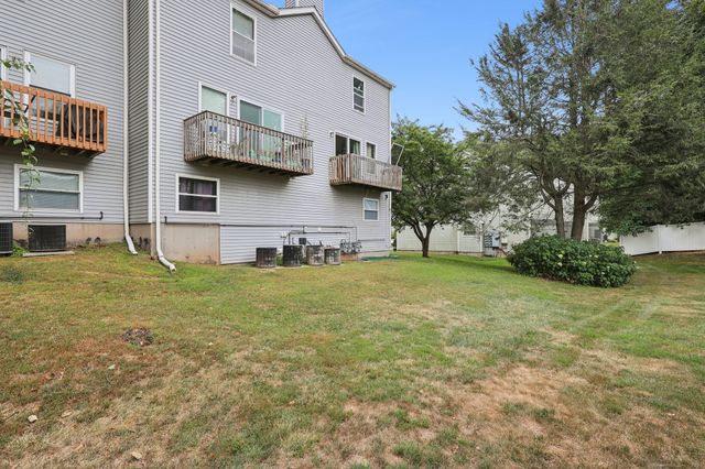 1655 North Colony Road 5001, Meriden, CT 06450