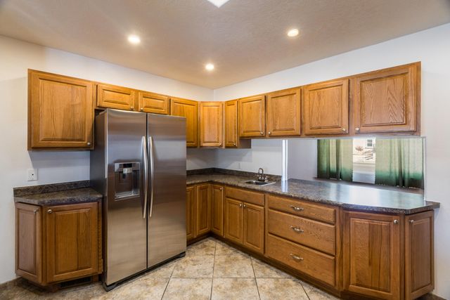 4160 Marble Avenue NE, Albuquerque, NM 87110