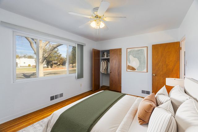 4160 Marble Avenue NE, Albuquerque, NM 87110