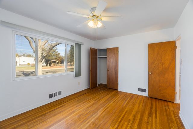 4160 Marble Avenue NE, Albuquerque, NM 87110