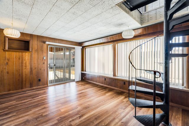 4160 Marble Avenue NE, Albuquerque, NM 87110