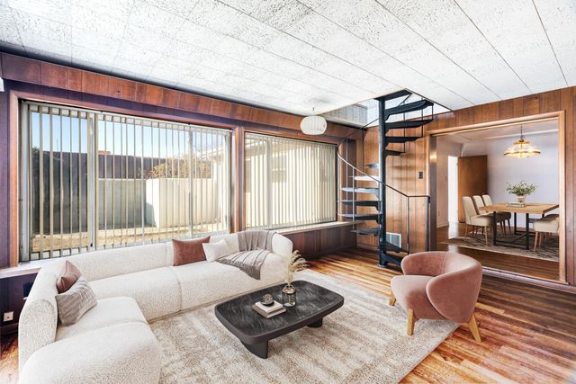 4160 Marble Avenue NE, Albuquerque, NM 87110