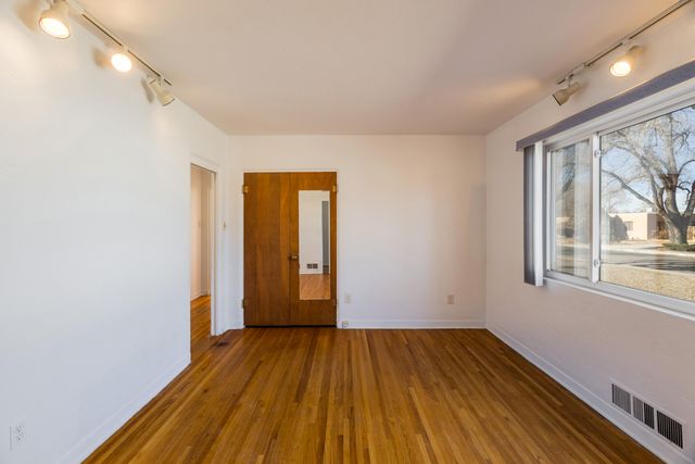 4160 Marble Avenue NE, Albuquerque, NM 87110