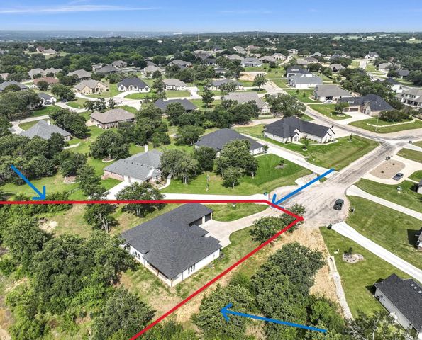 4013 Legend Trail, Granbury, TX 76049
