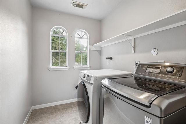 6615 Grant Drive, Magnolia, TX 77354