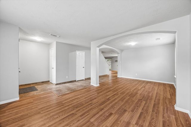 6615 Grant Drive, Magnolia, TX 77354
