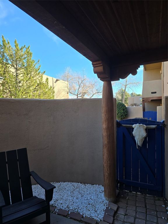 601 San Mateo 115, Santa Fe, NM 87505