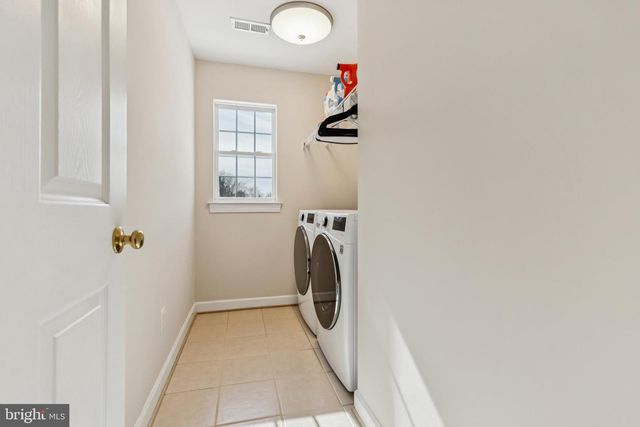 12870 EDWIN DR, Nokesville, VA 20181