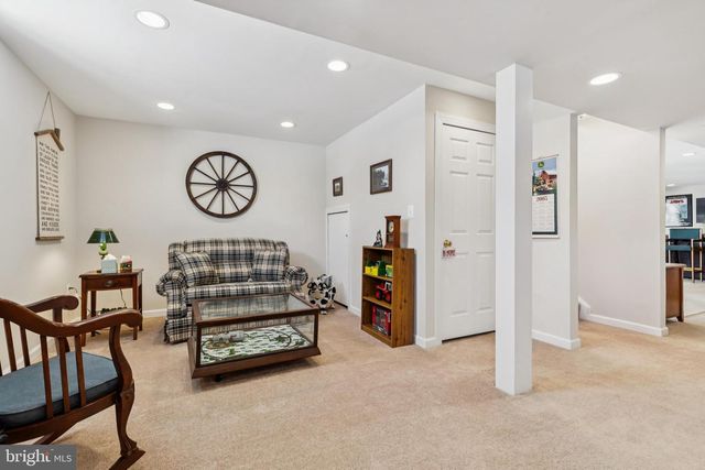 12870 EDWIN DR, Nokesville, VA 20181