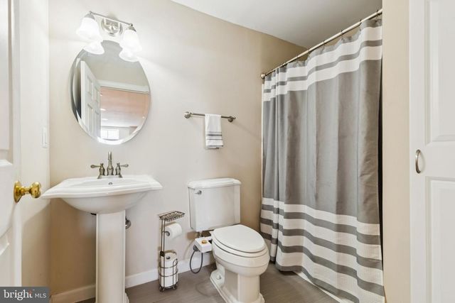 12870 EDWIN DR, Nokesville, VA 20181