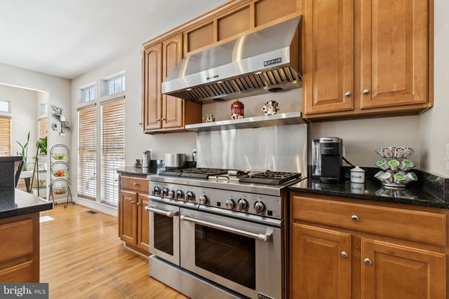 12870 EDWIN DR, Nokesville, VA 20181