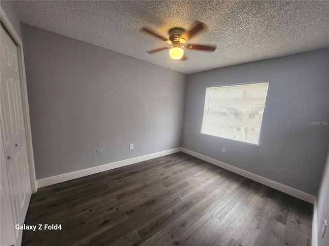 5704 N LINCOLN AVENUE B, Tampa, FL 33614