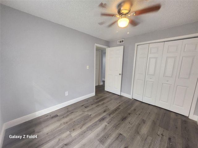 5704 N LINCOLN AVENUE B, Tampa, FL 33614