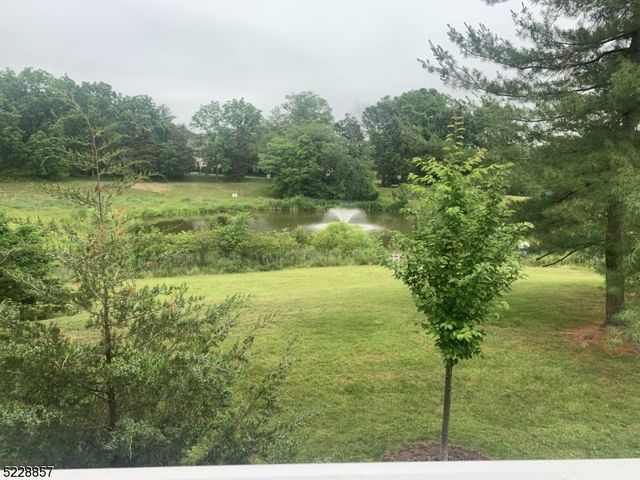 344 Potomac Dr Ondo 344, Bernards Twp., NJ 07920