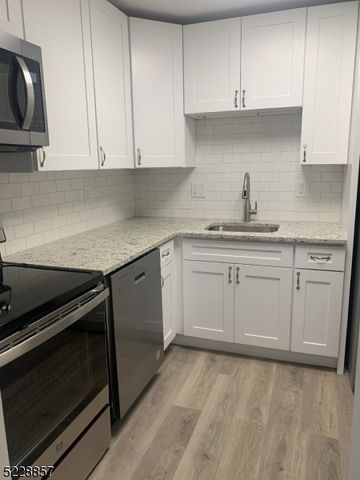 344 Potomac Dr Ondo 344, Bernards Twp., NJ 07920