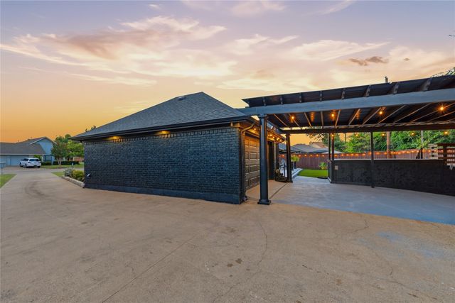 611 Azalea Drive, Forney, TX 75126