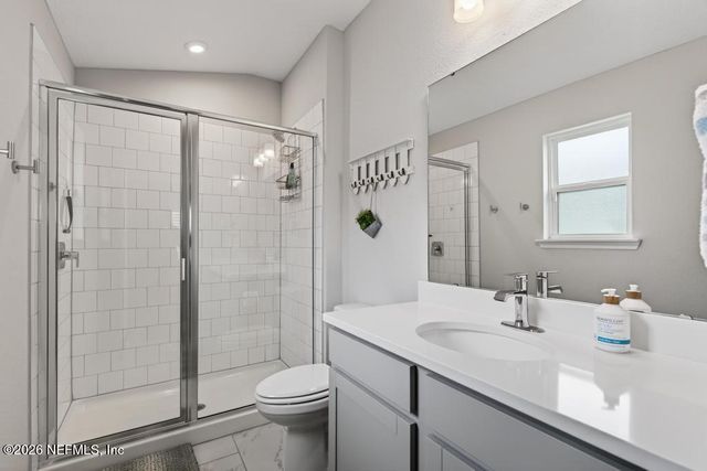 360 MEADOW CREEK Drive, St. Johns, FL 32259