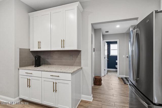 360 MEADOW CREEK Drive, St. Johns, FL 32259