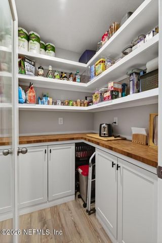 360 MEADOW CREEK Drive, St. Johns, FL 32259