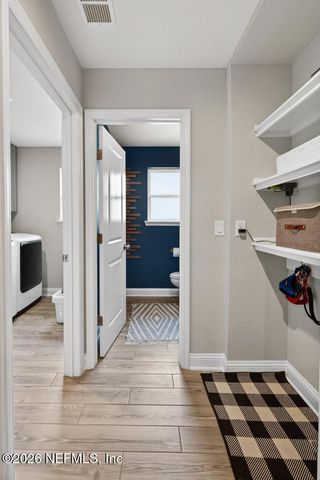 360 MEADOW CREEK Drive, St. Johns, FL 32259