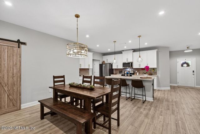 360 MEADOW CREEK Drive, St. Johns, FL 32259