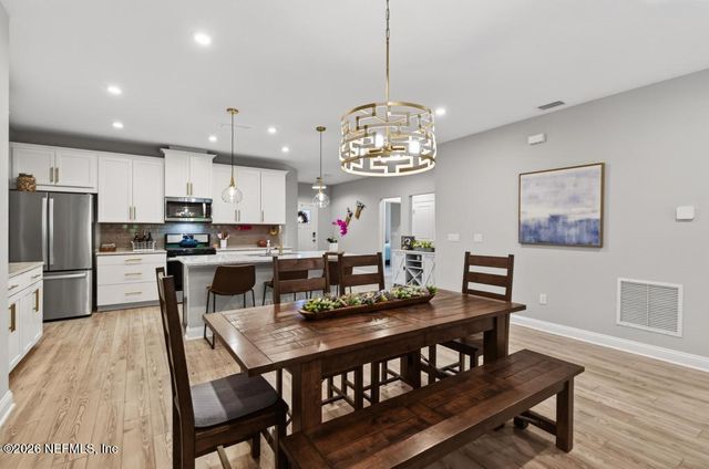 360 MEADOW CREEK Drive, St. Johns, FL 32259