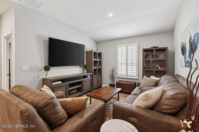 360 MEADOW CREEK Drive, St. Johns, FL 32259