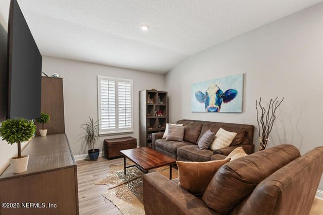 360 MEADOW CREEK Drive, St. Johns, FL 32259