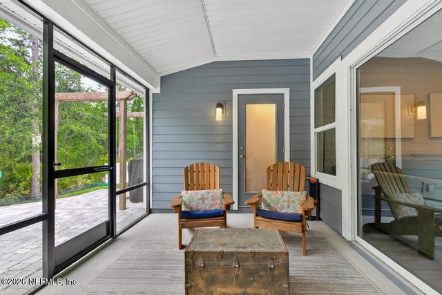 360 MEADOW CREEK Drive, St. Johns, FL 32259