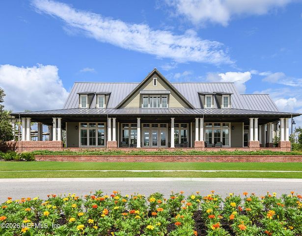 360 MEADOW CREEK Drive, St. Johns, FL 32259