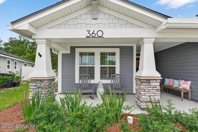 360 MEADOW CREEK Drive, St. Johns, FL 32259