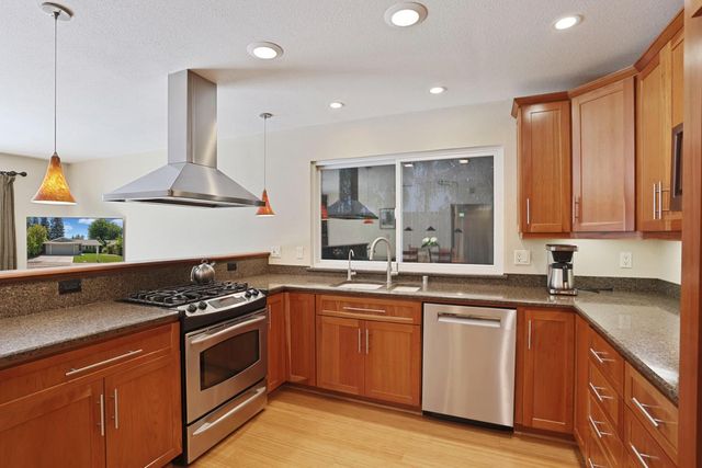 3400 Laguna Ave, Davis, CA 95618