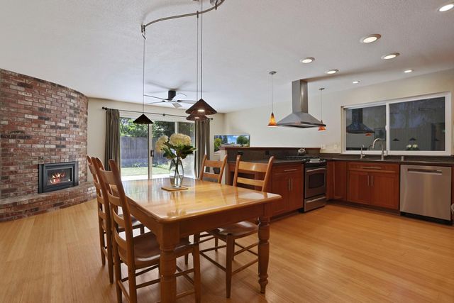 3400 Laguna Ave, Davis, CA 95618