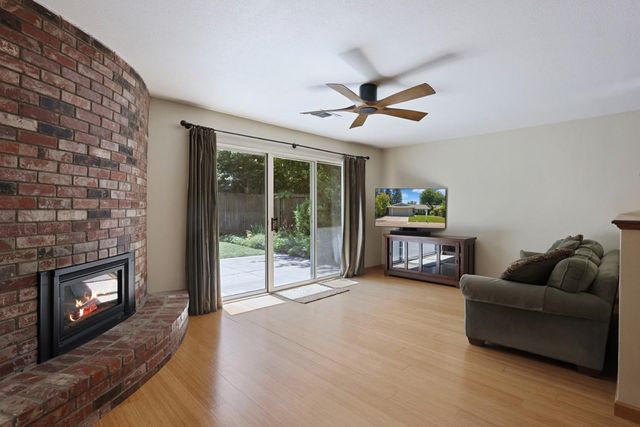 3400 Laguna Ave, Davis, CA 95618