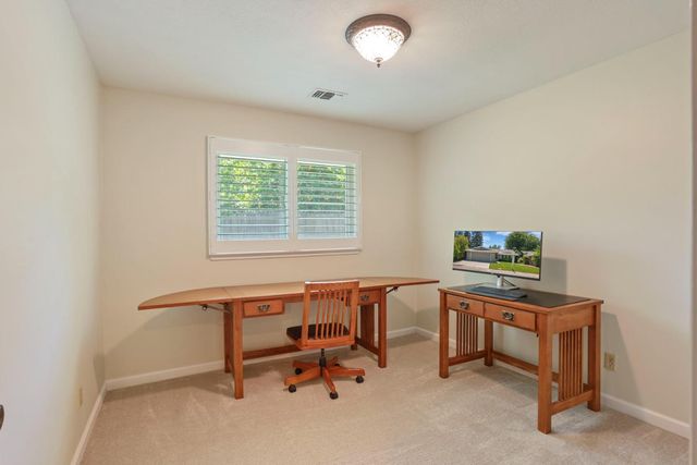 3400 Laguna Ave, Davis, CA 95618