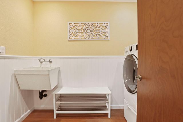 3400 Laguna Ave, Davis, CA 95618