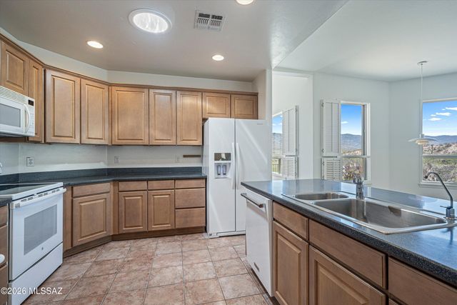 7647 S Galileo Lane, Tucson, AZ 85747