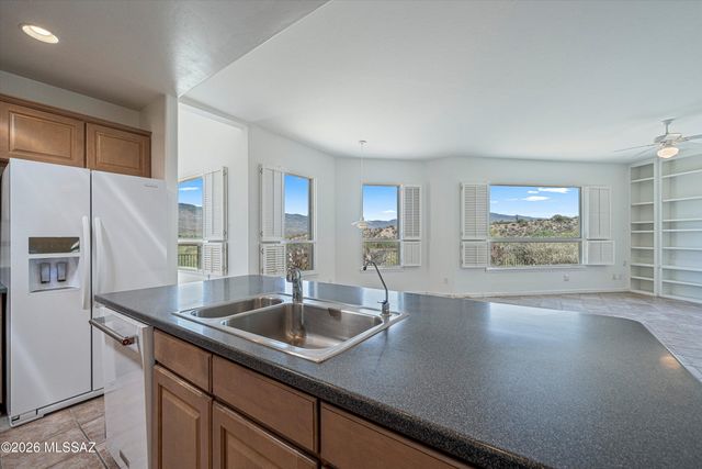 7647 S Galileo Lane, Tucson, AZ 85747