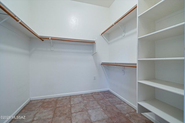 7647 S Galileo Lane, Tucson, AZ 85747