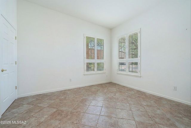 7647 S Galileo Lane, Tucson, AZ 85747