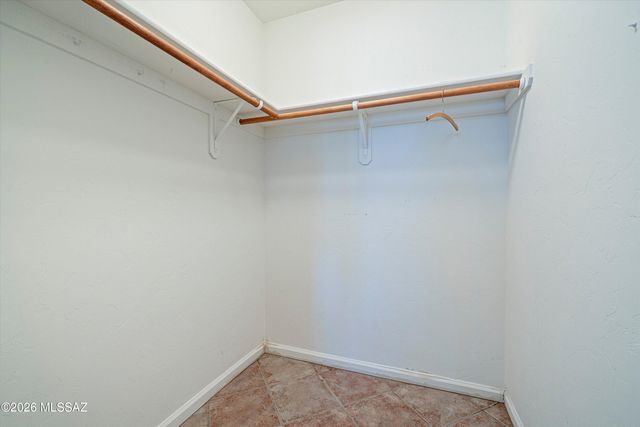 7647 S Galileo Lane, Tucson, AZ 85747