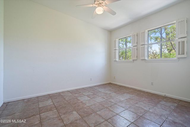 7647 S Galileo Lane, Tucson, AZ 85747