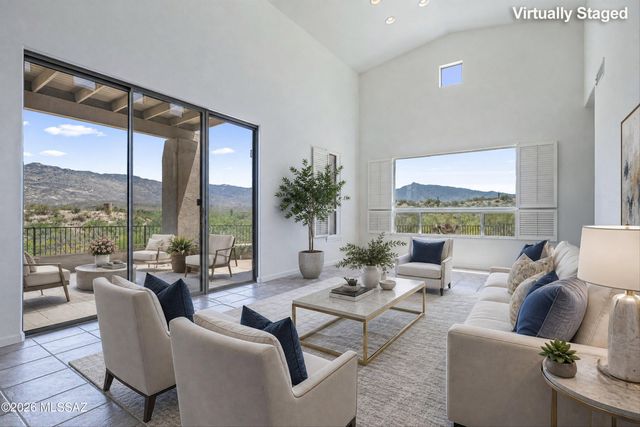 7647 S Galileo Lane, Tucson, AZ 85747