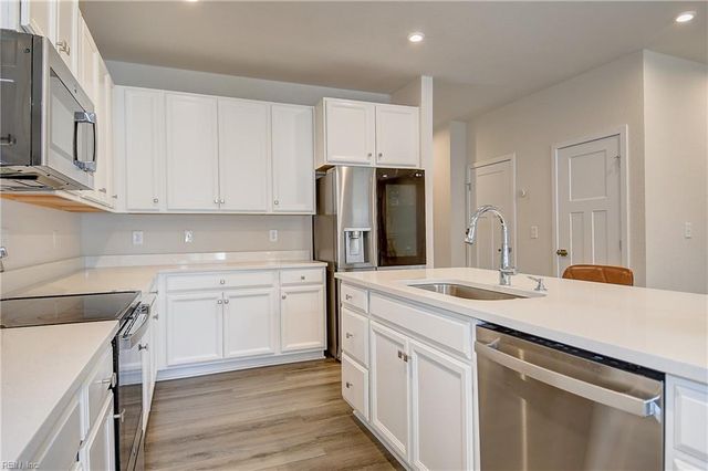 1605 Redwing Arc, Chesapeake, VA 23323