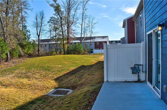 1605 Redwing Arc, Chesapeake, VA 23323